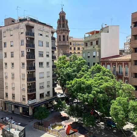 City Center Homestay Валенсия Экстерьер фото